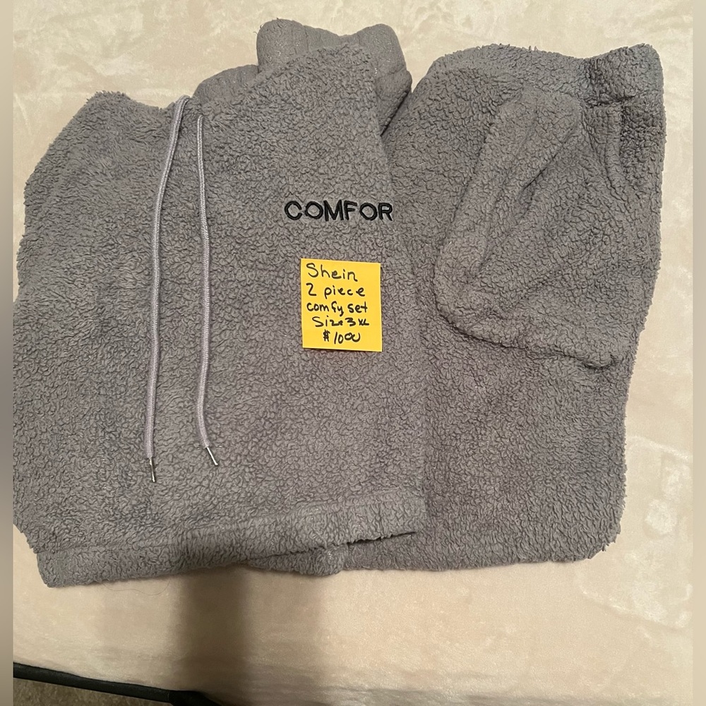 SHEIN 2 Piece Comfy Set. Grey